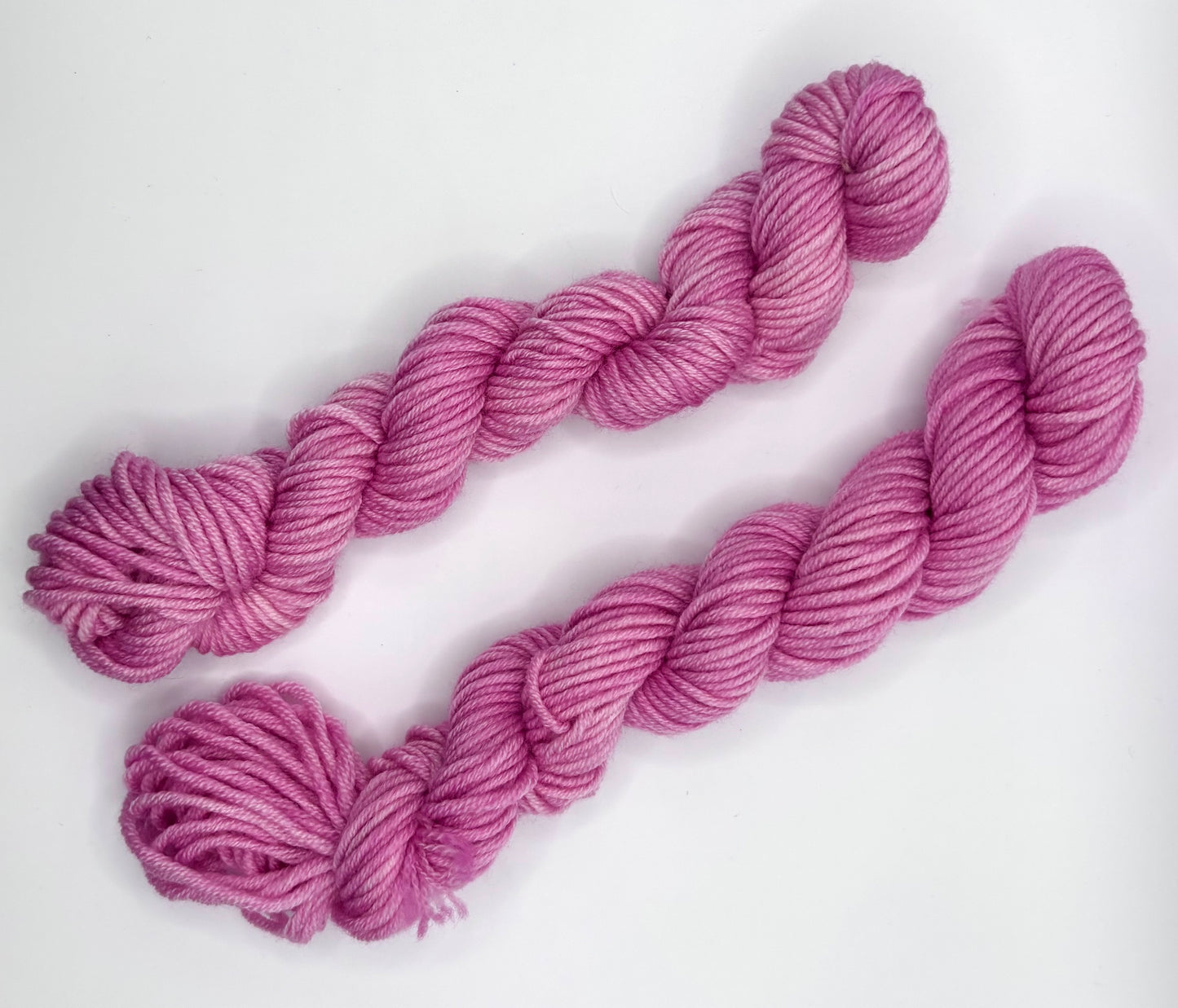 100% Superwash DK Minis