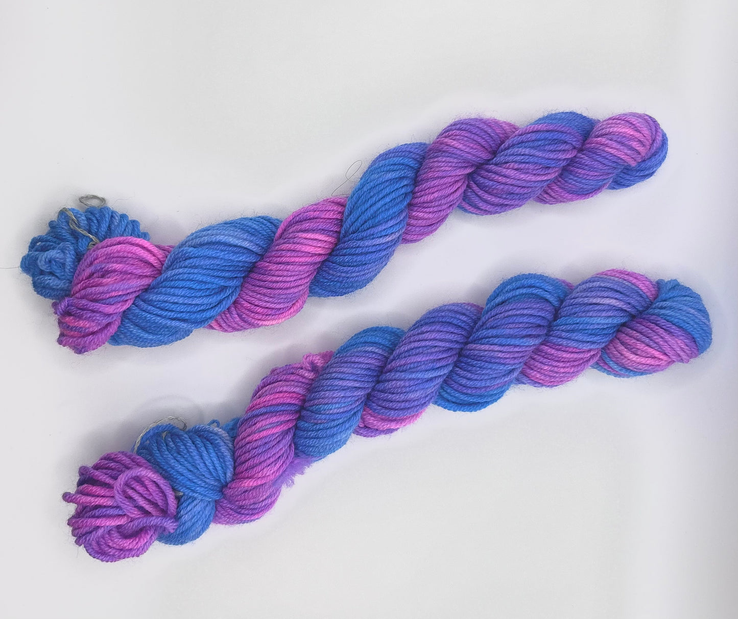 100% Superwash DK Minis