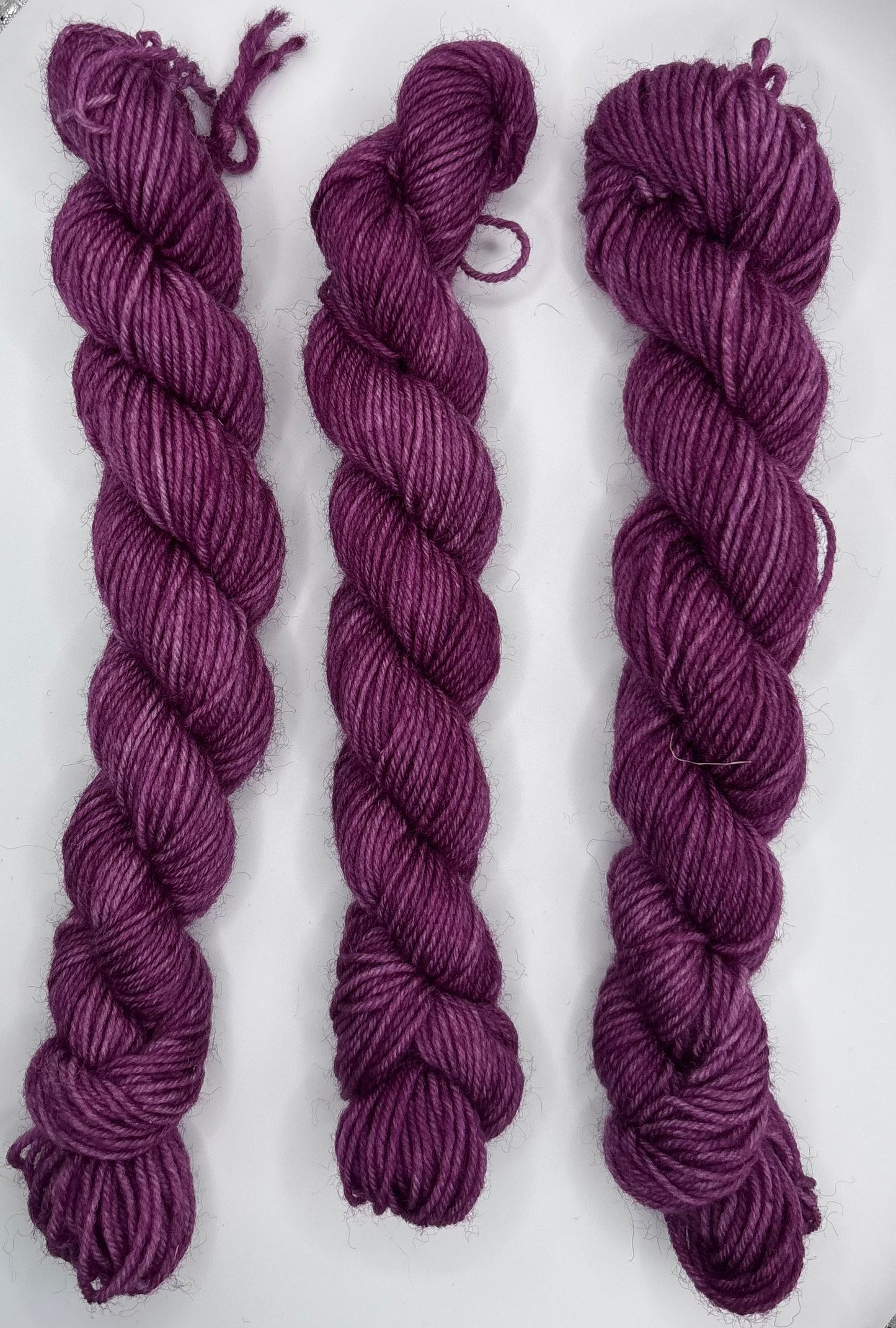 100% Superwash DK Minis