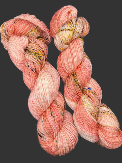 Yarn: Sock Weight, 100g Skein — Speckled Peach